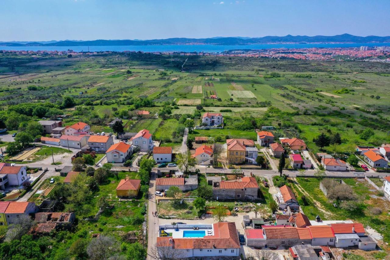 Mare - With Heated Pool Villa Zadar