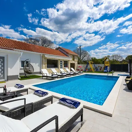 Villa Mare - With Heated Pool Zadar Exterior photo