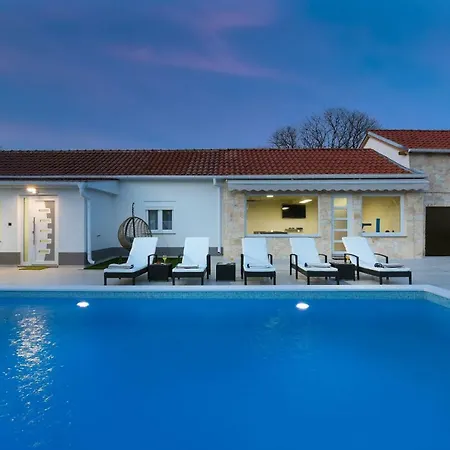 Villa Mare - With Heated Pool Zadar Exterior photo
